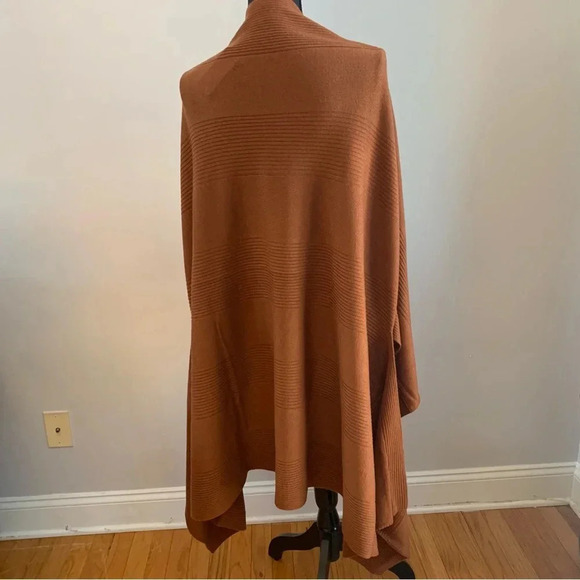Bruno Magli Cashmere & Wool Knit Sweater Cape Scarf. One Size. Brown - Picture 3 of 7